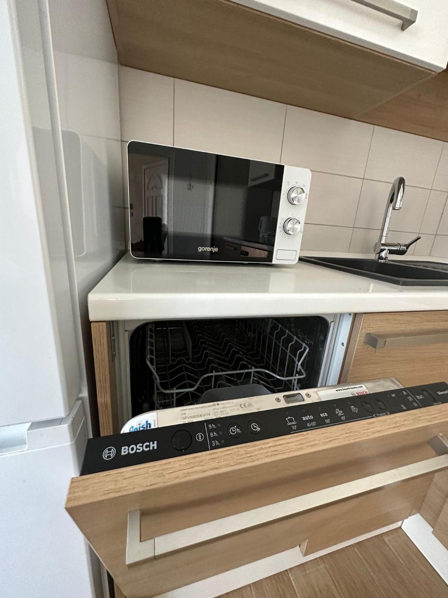 Apartmani Vinko near Rab center Rab Town Esterno foto
